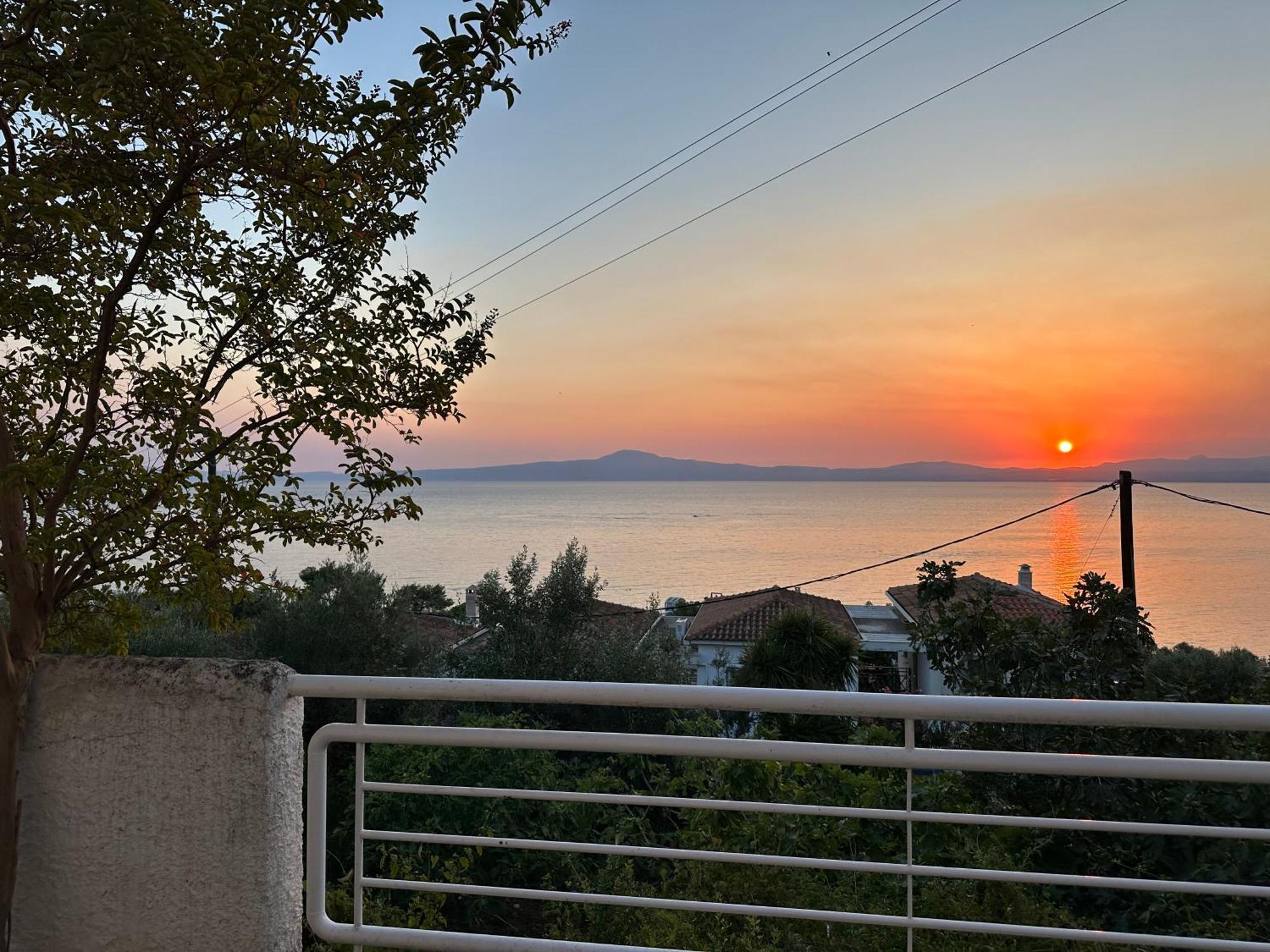Villa Pinelopi Каламата Екстериор снимка